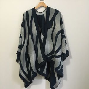 One size fits all deep aqua/green and gray shawl, poncho sweater, Boutique zebra
